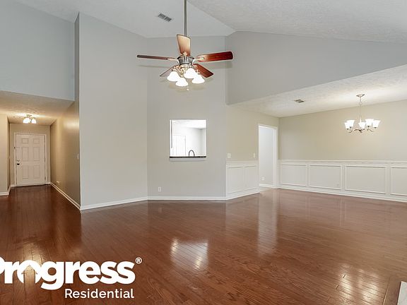 4th image of 3319 Cotswold Ln