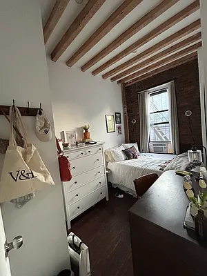 Rented by Triumph Property Group | media 10