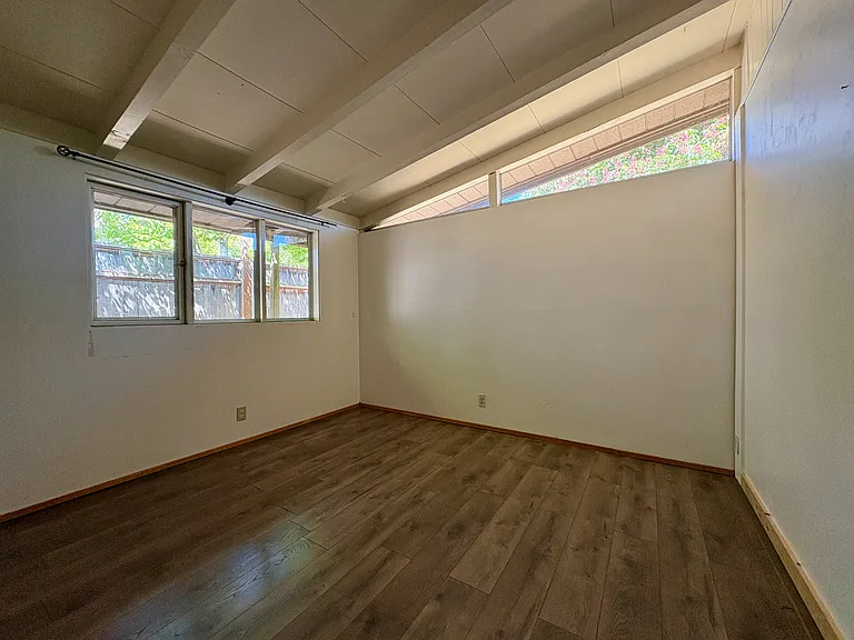 855 W 24th Ave #1 — Photo 11