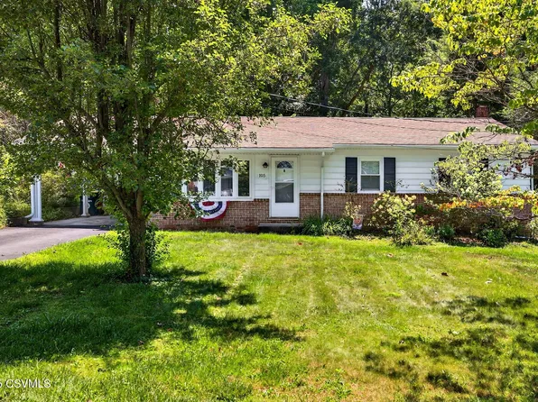 105 Woodside Rd, Sunbury, PA 17801