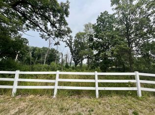 4 N River Rd, Burlington, WI 53105