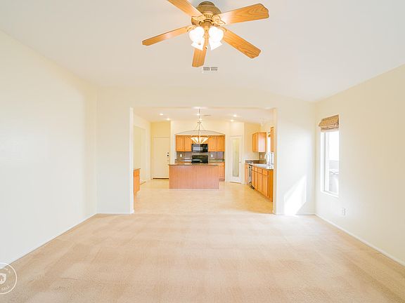4th image of 3099 S 160th Ln