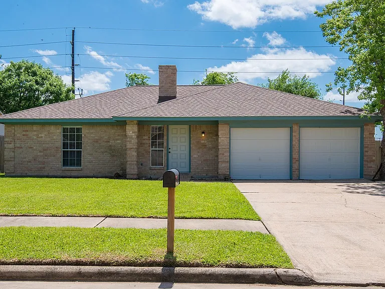 20515 Broadsky Dr — Photo 2