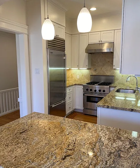 2158 Filbert St — Photo 5
