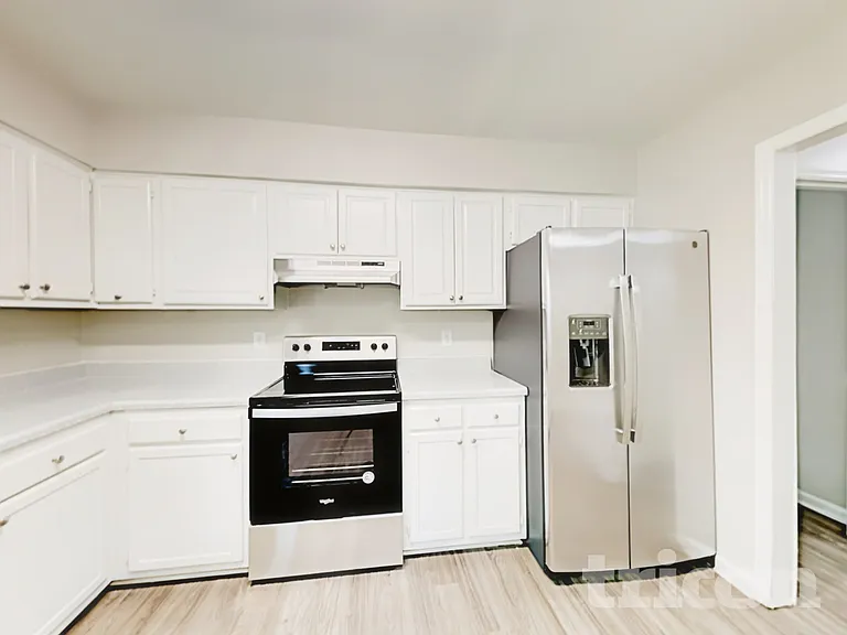 8831 Milton Morris Dr — Photo 5