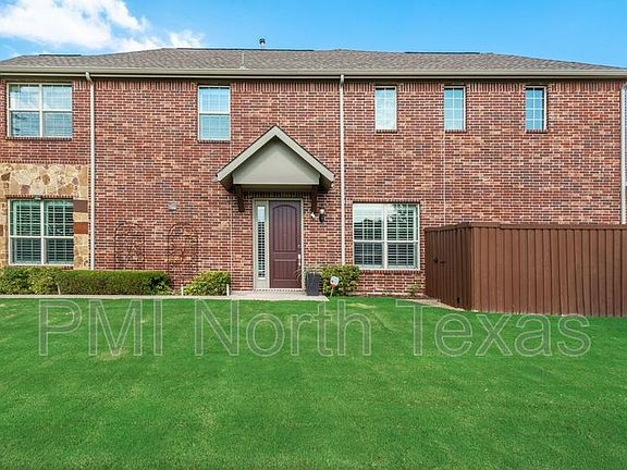 4th image of 4832 Durham Dr
