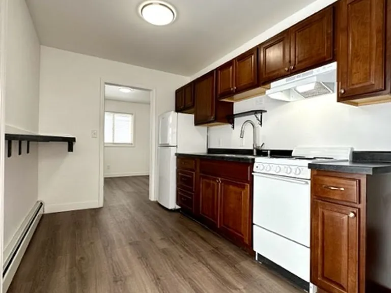 118 W Prairie St — Photo 2