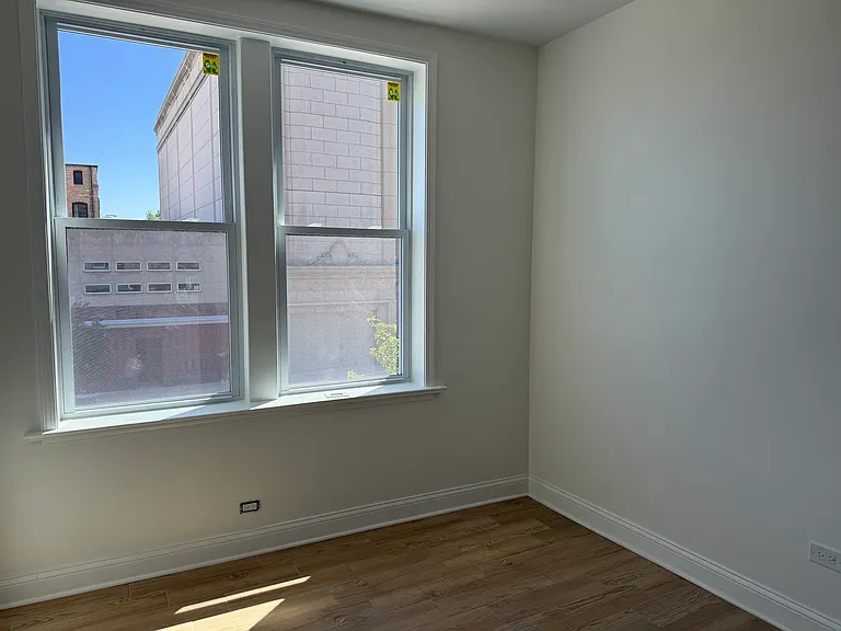 222 N Genesee St #207 — Photo 10