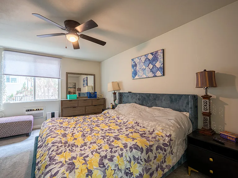 1124 N La Cienega Blvd #108 — Photo 14