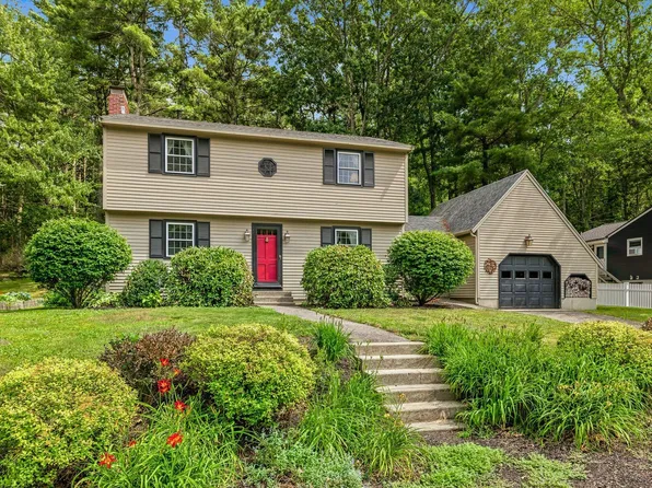 42 Harding Road, Portsmouth, NH 03801