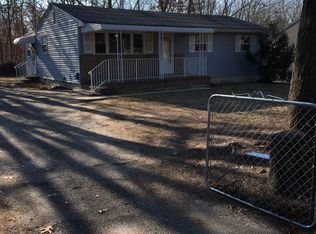 326 Stuart Ave, Toms River, NJ