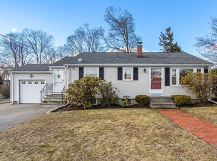 31 Potter Rd, Waltham, MA 02453