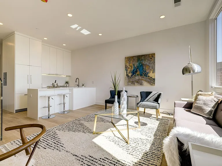1424 Belmont St NW #9 — Photo 4