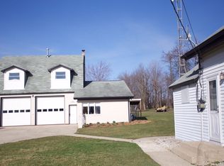 2785 N Van Dyke Rd, Imlay City, MI 48444