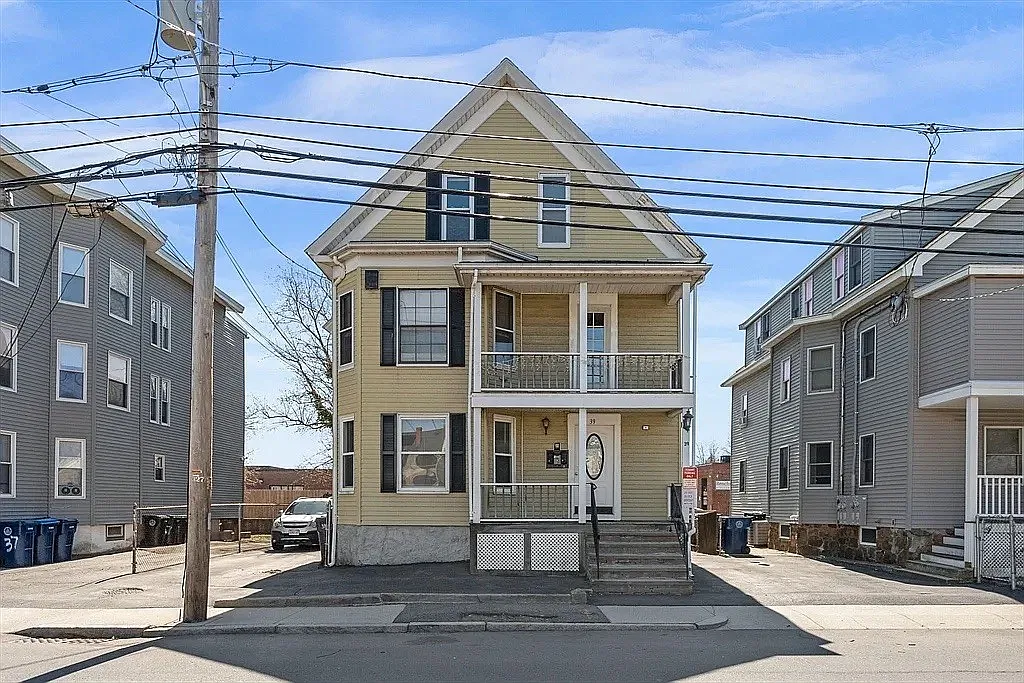39 Mason St — Photo 1