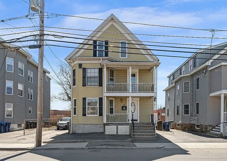 39 Mason St #2