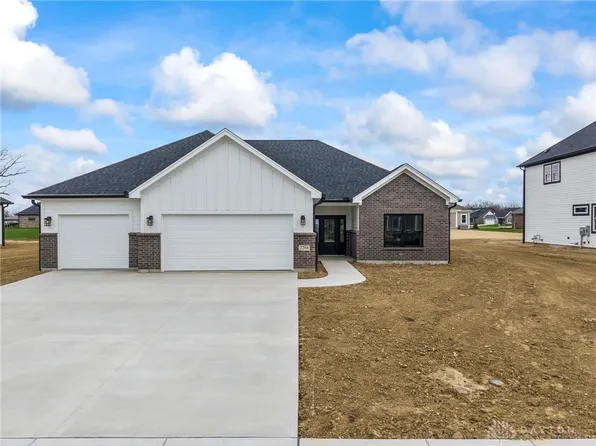 2206 Northbridge Trl, Troy, OH 45373