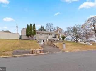 419 Temple Rd, Southampton, PA 18966