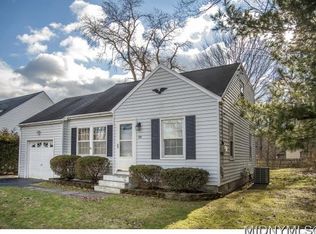 89 Merritt Pl, New Hartford, NY 13413