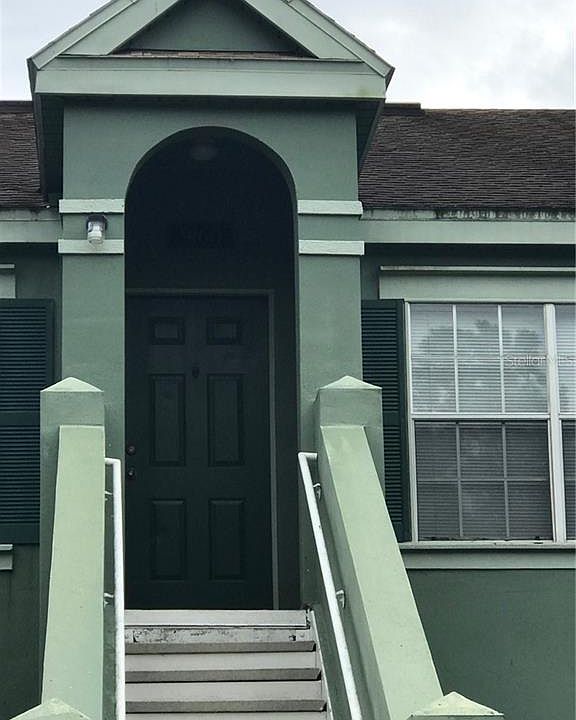 1st image of 10420 White Lake Ct