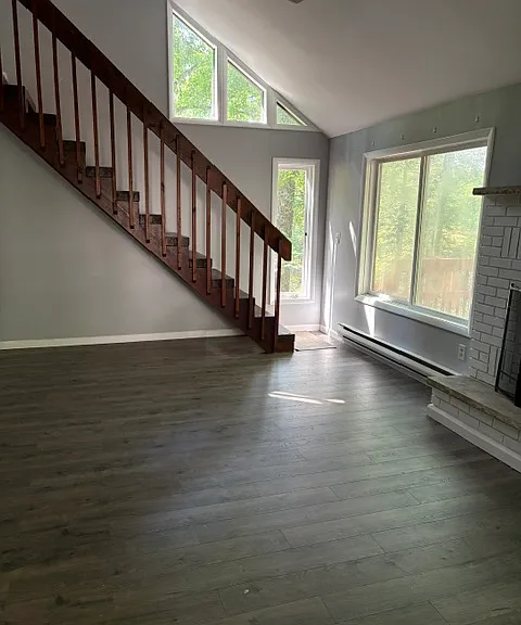 287 Manchester Dr — Photo 3