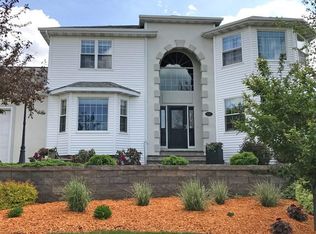 1220 W State St, Marshfield, WI 54449