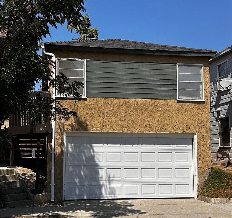 1st image of 803 Bennett Ave