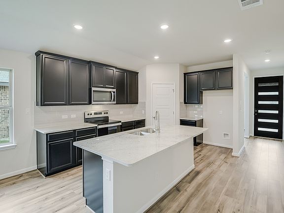 5th image of 3053 Beringer Blvd