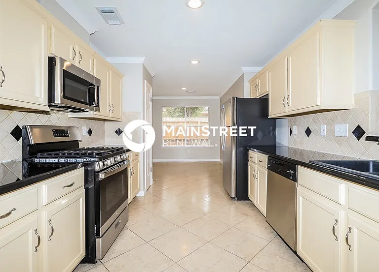 16811 Creek Trl — Photo 6