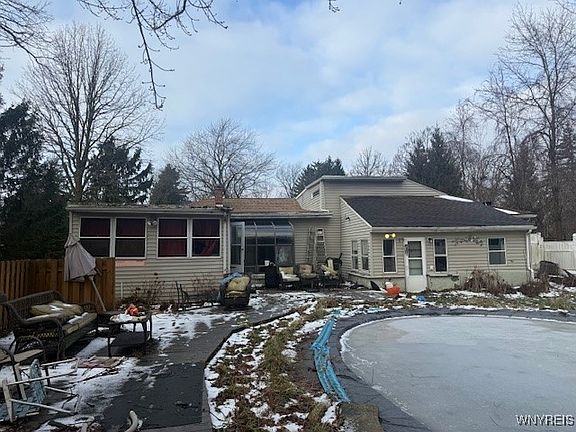 3rd image of 7473 Townline Rd