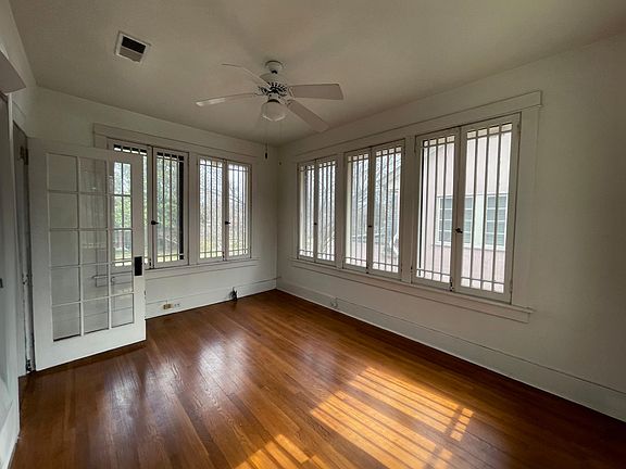 (4) Sunroom overlooking fenced back yard