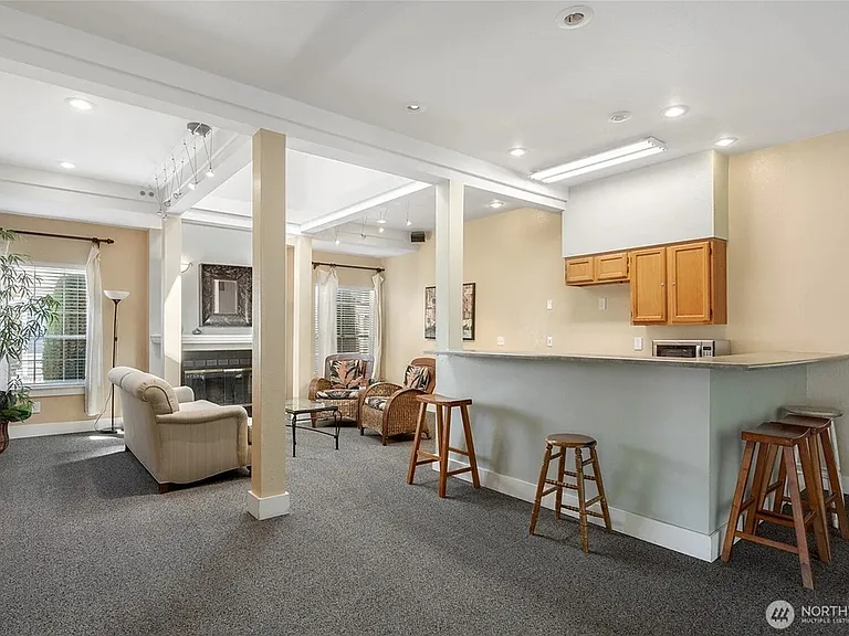 16817 Larch Way E #E105 — Photo 13