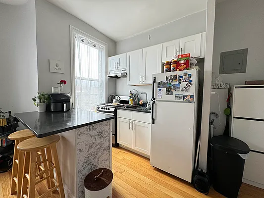 Rented by Keller Williams NYC | media 6