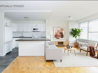 10 Shallmar Blvd UNIT 811, Toronto, ON