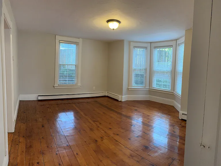 3 Central St #1 — Photo 4