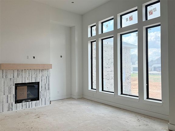 2nd image of 4411 Driftrose Rd