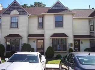 37 Cambridge Townhouse Dr #37-TOWNHOUSE, Egg Harbor Township, NJ 08234