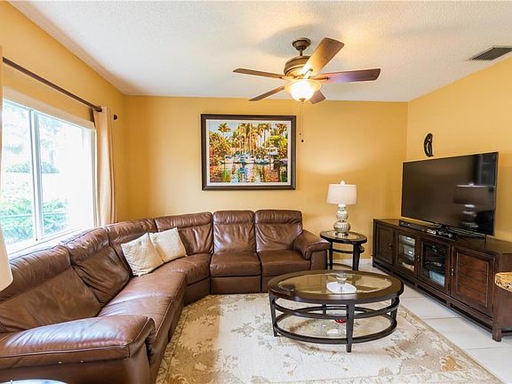5th image of 6007 Plum Isle Way #446-7