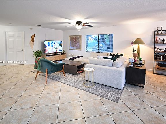 5th image of 3813 Simms St #3813