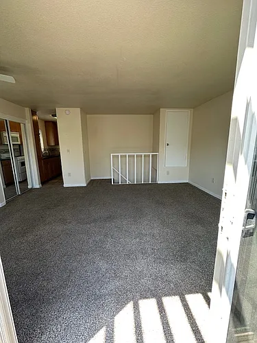 815 Liverpool Ct #C Photo 1
