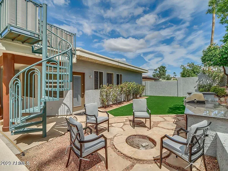 3351 E Las Rocas Dr — Photo 48