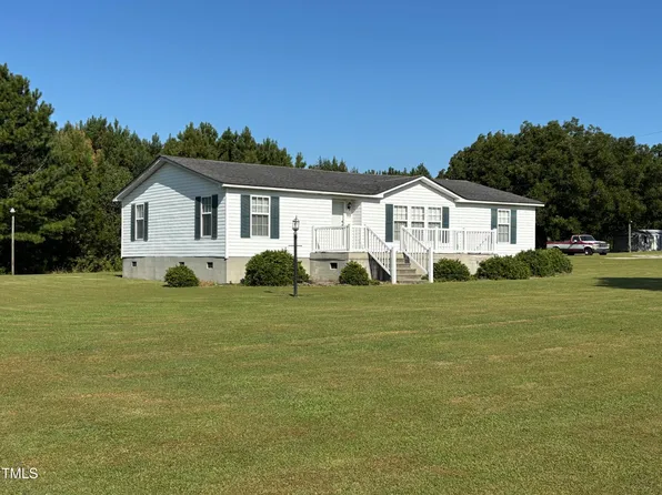 99 Kelly Rd, Henderson, NC 27537