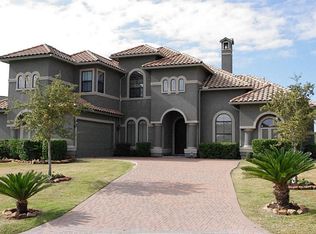 35 Lake Sterling Gate Dr, Spring, TX 77379