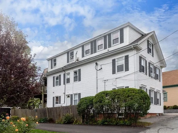14 Washington St #3, Plymouth, MA 02360
