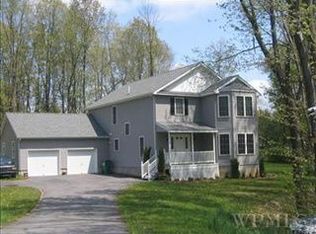 21 Alex Way, Poughkeepsie, NY 12603