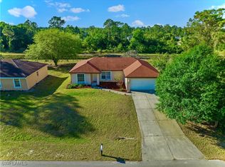 864 Calumet St E, Lehigh Acres, FL 33936