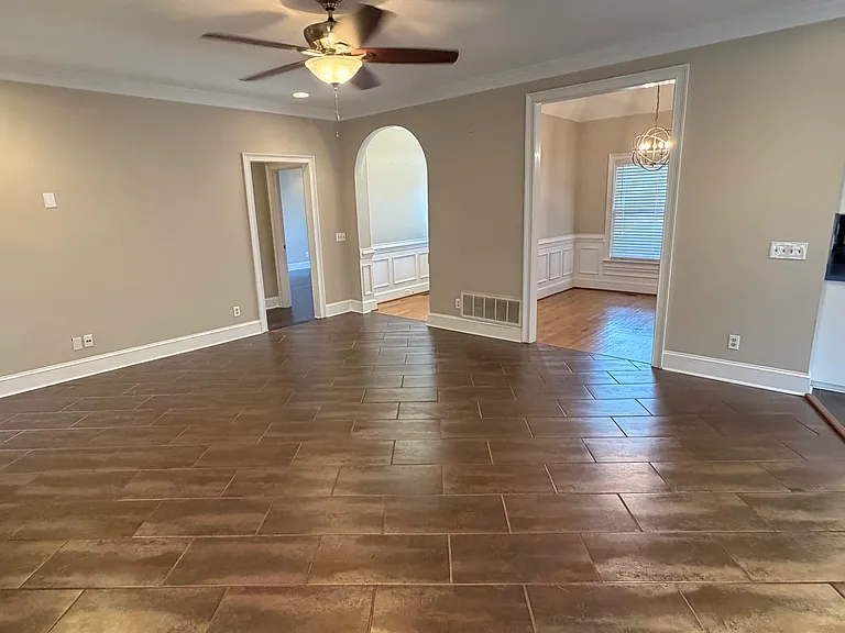 832 Shelter Cove Ct — Photo 10