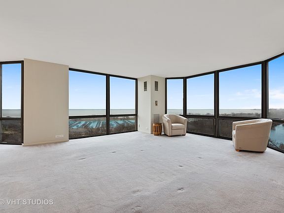 3rd image of 2650 N Lakeview Ave APT 1710