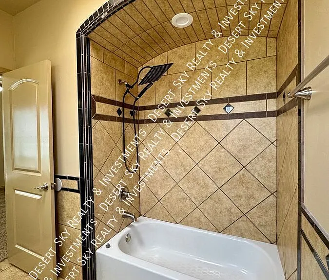 4230 Tres Ninos Dr #C — Photo 20