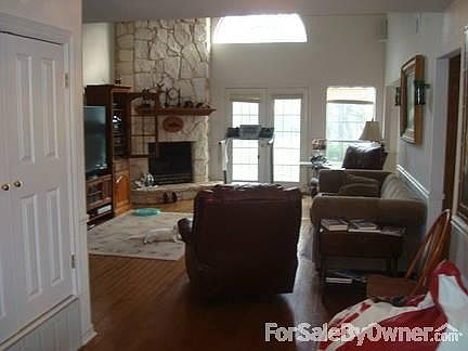 Immediate Back!
						:
						looking towards the Brazos river